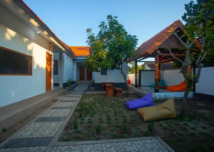 Lucky Hostel