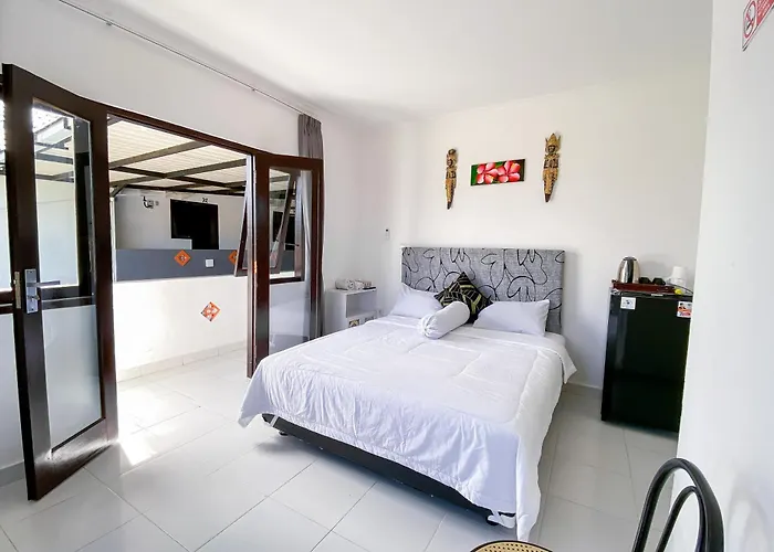 Kana Guest House Mitra Reddoorz