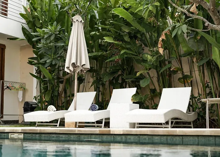 Canggu 4 Bed Family Villa With 360 Rooftop Views