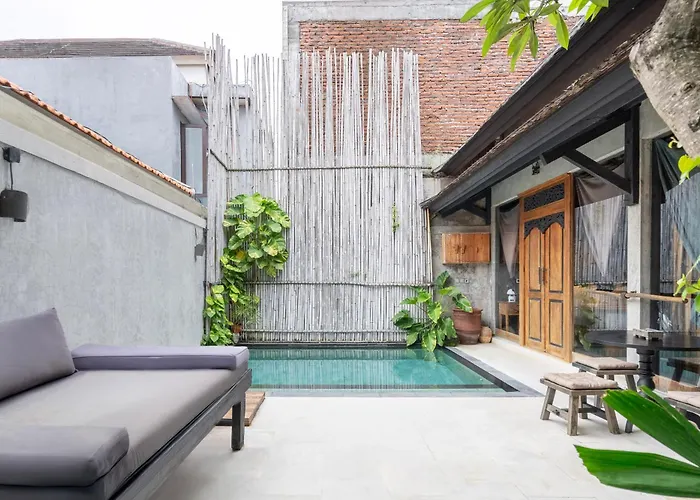 Black House Villa By Betterplace