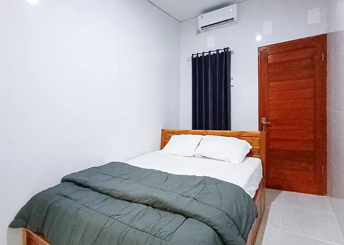 Widi Guest House Near Gwk Mitra Reddoorz