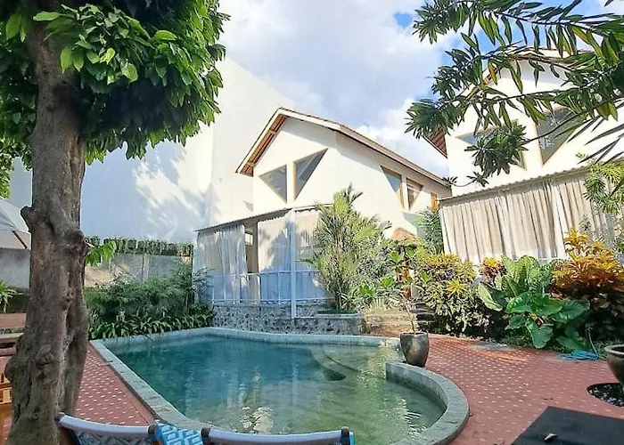 Relaxing Mezzanine 4 In Pererenan Canggu Bali, I Feel Good Villa 4