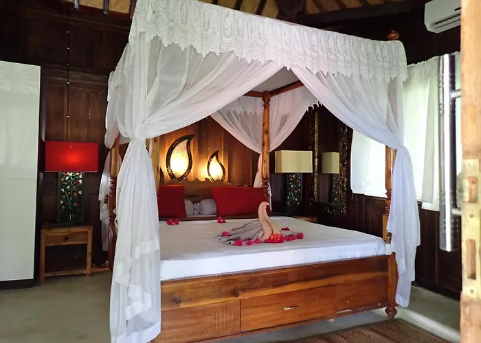 Amed Homestay