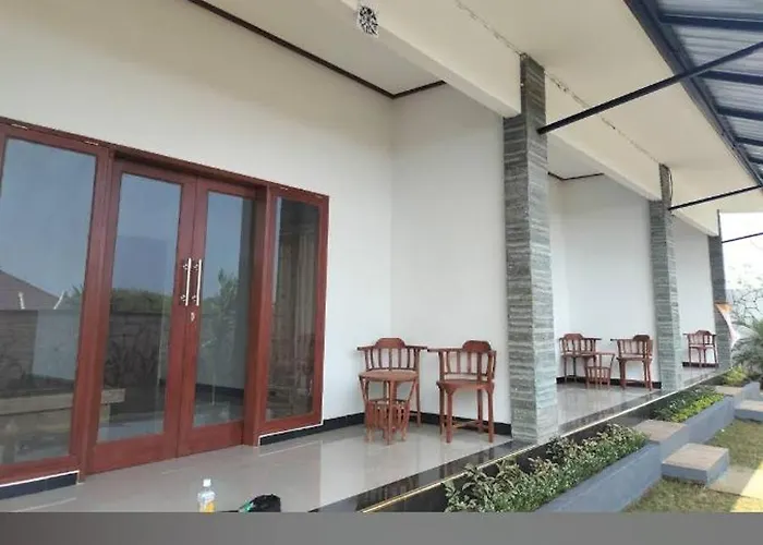 Dipal Jati Guest House