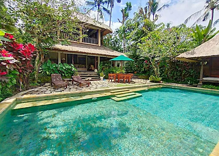 Villa Ria Sayan