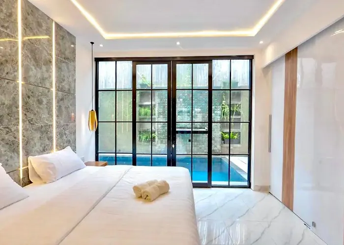 Cozy Seminyak Loft 360