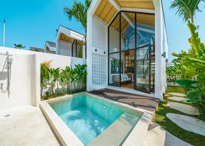 Villa Tiny - Romantic A-Shape 1Br Villa Close To Nyanyi Beach