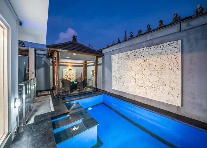 Kuta - 3 Bedroom Private Pool Villa On Jl Mataram!