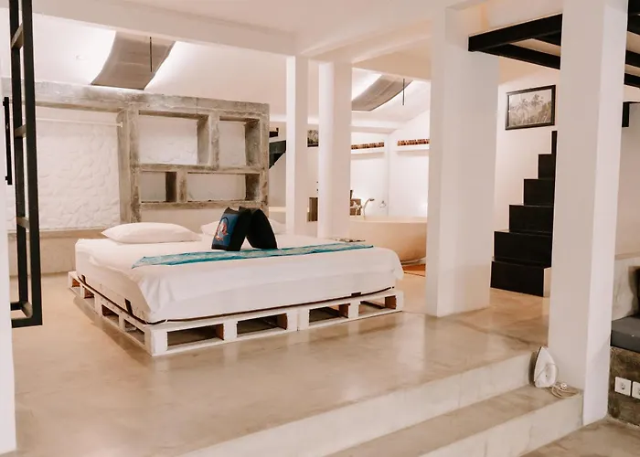 Casa Ovara Canggu - 8 Min To Berawa Beach - 2 Beds