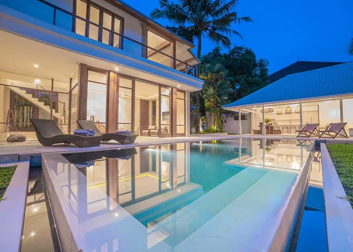 Soma Estate Villa - Elegant 4BR Villa in Ubud Oasis