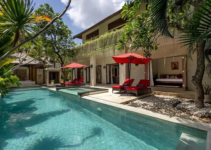 Villa Kalimaya IV Luxury 3-Bedroom Villa With Private Pool 150-Metres To Seminyak Beach