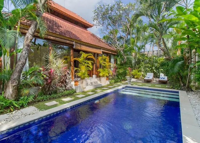 Villa Istana 1 - Heart Of Seminyak, 2Br, Sleeps 4