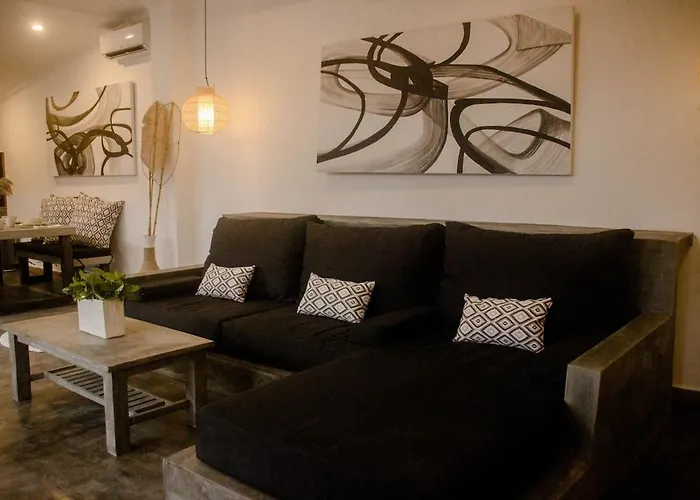 Stylish 2 Bedroom Villa In Canggu - Bright & Airy