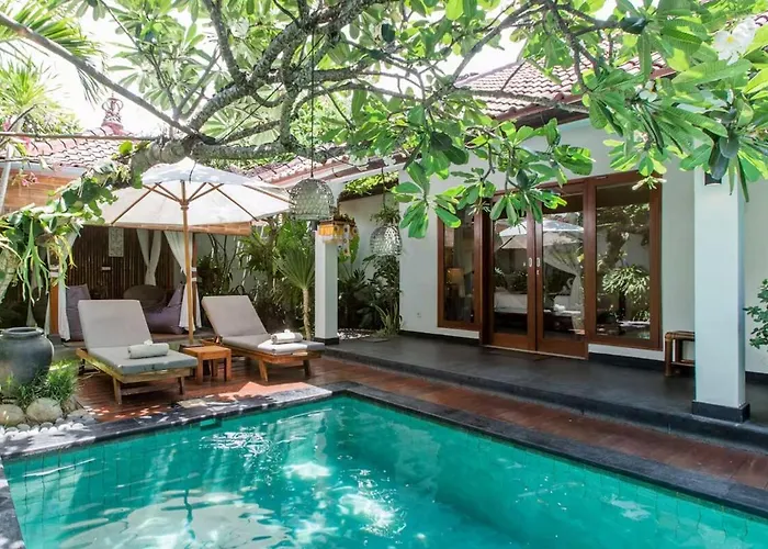 The Clovewood Villa