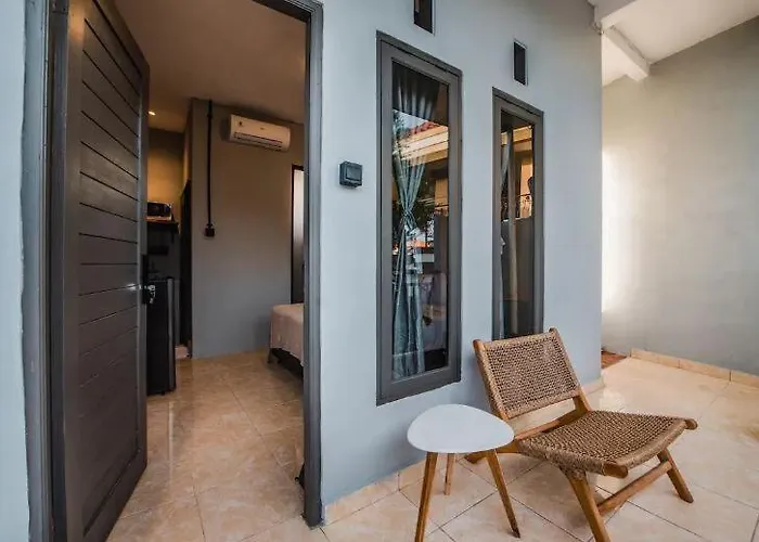 Canggu Apartments: Studio + Kitchen/ Batu Bolong 4
