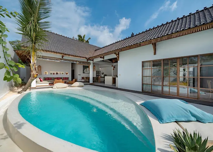 Villa Lagoona