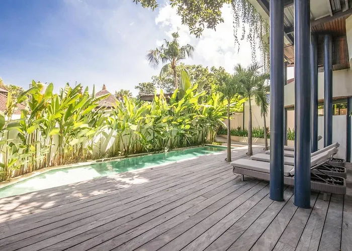 Elegant 1-Br Loft With Art Deco Vibe Shared Pool
