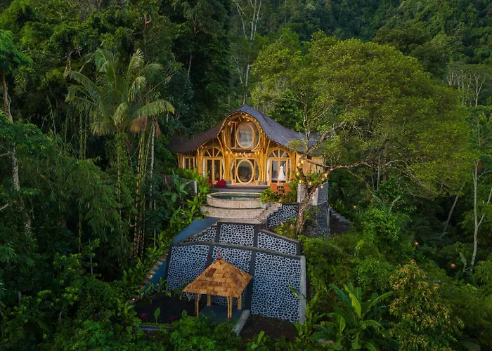 Punduk Villa - The Manta