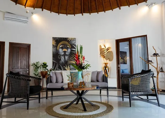 Peaceful 2Br With Pool & Garden