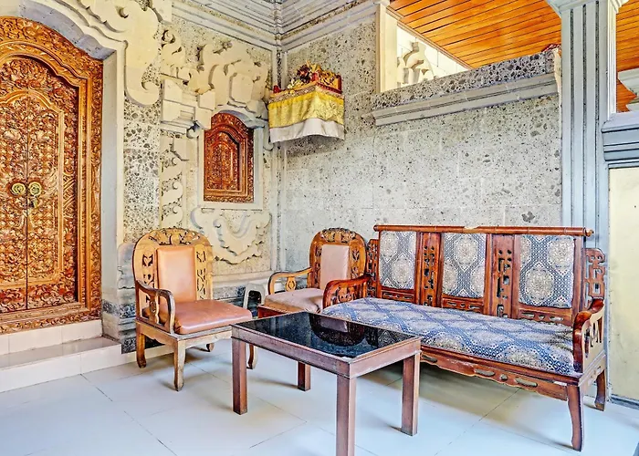 Oyo Collection O 91125 Puri Dewa Bharata