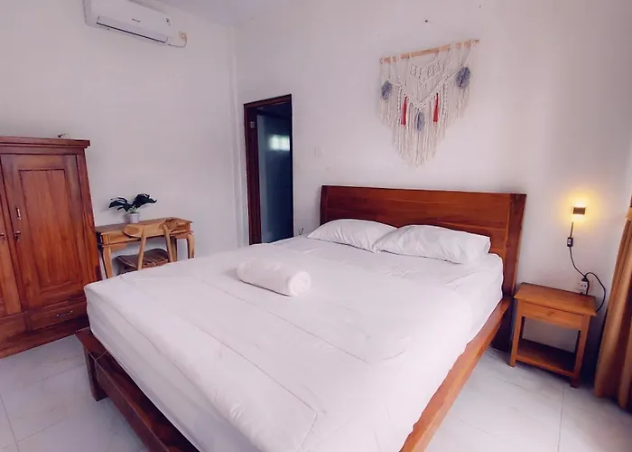 The East Land Rooms