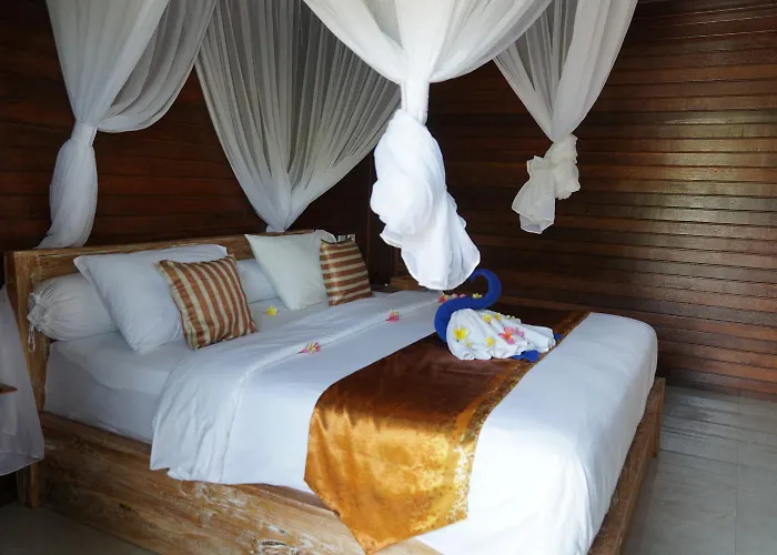 Karang Buncing Lembongan