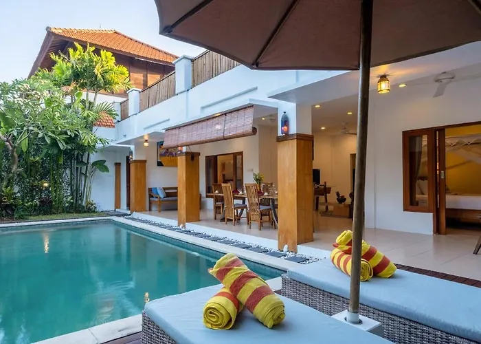 Genta- Petitenget 2Br Villa, Walk To Beach!