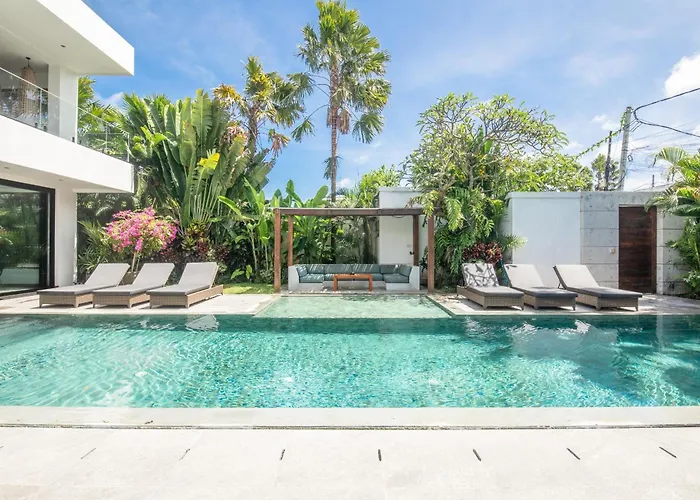 New Brawah 5 Bedroom Villa 200M To Finns Beach Club