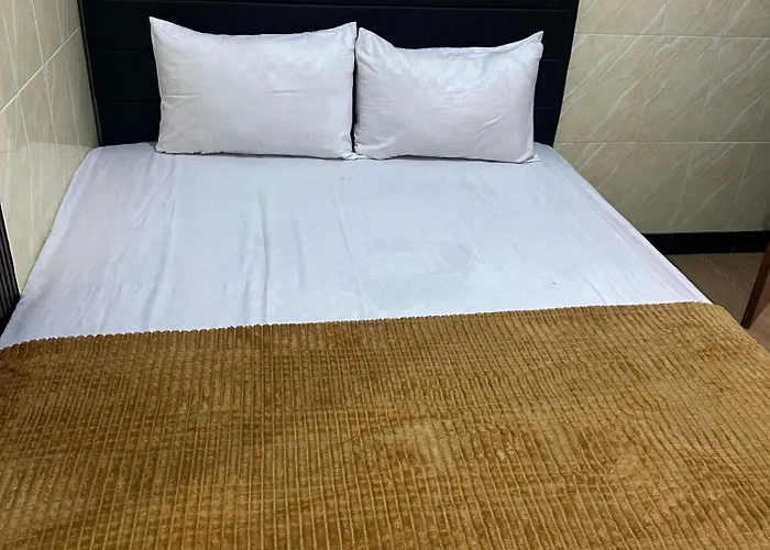 Melayu Asri Hotel
