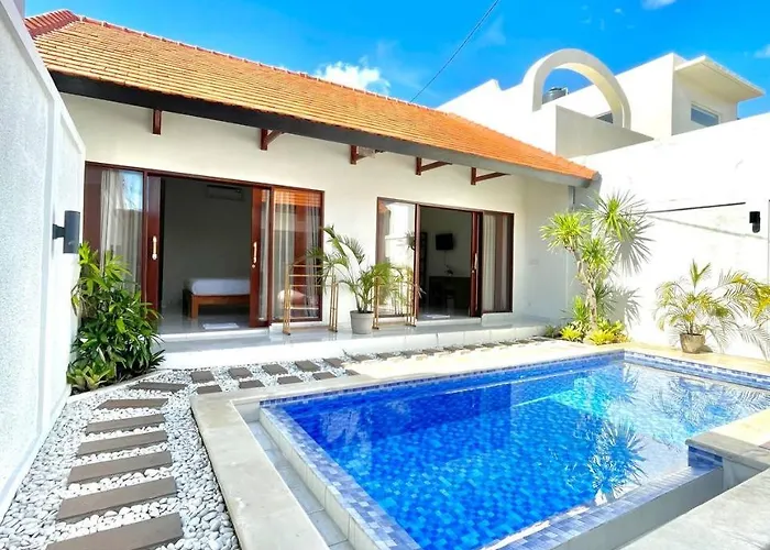 Best Location! 2Br Canggu Villa, 5 Mins To Beach & Hotspots