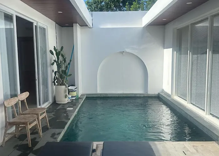 Stylish Villa, 2Br ,Great Value, Great Location !