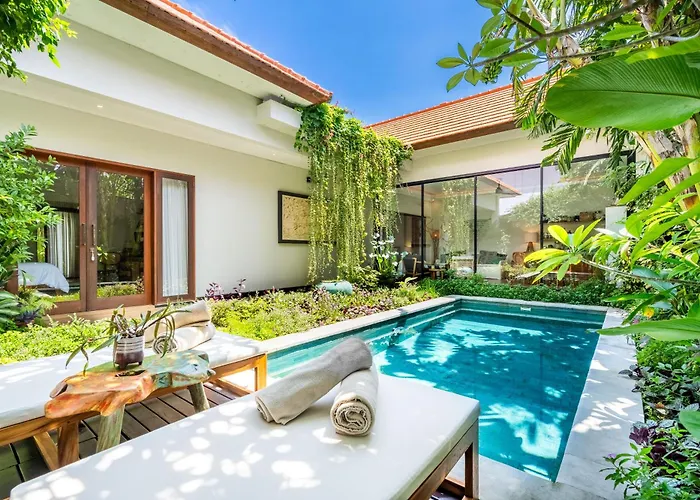 Tropical 2Br Villa With Private Pool In Canggu