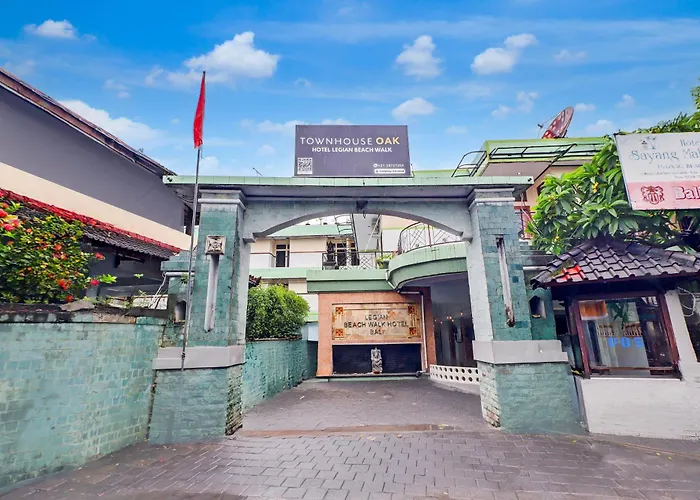 Townhouse Oak Legian Near Kuta Beach Formerly Sayang Maha Merta