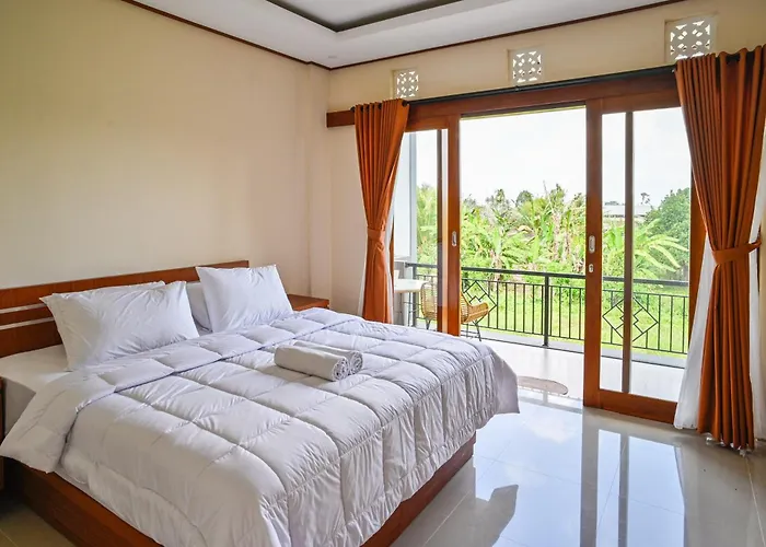 Mangbo House By The Lavana