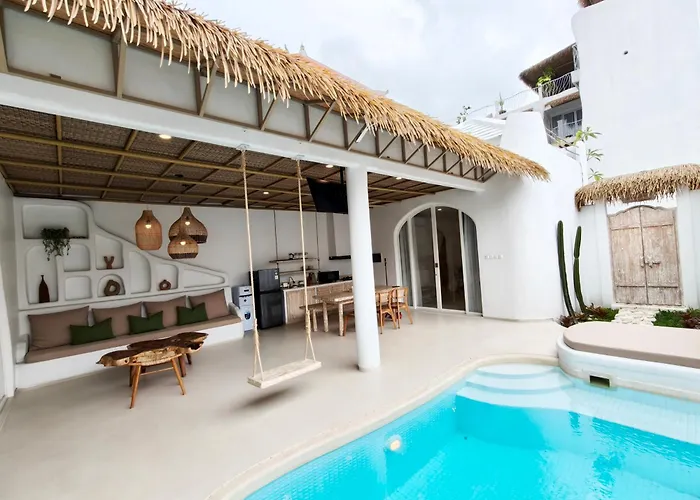 LodgeLink - Mediterranean Style 3 Bedroom Pool Villa