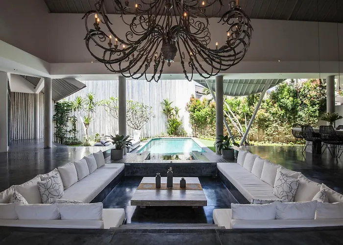 Villa Xaloc By House Of Winds - Stunning Balinese Retreat Next To Canggu