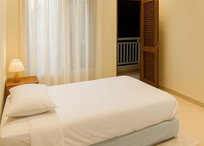 Cozy Little Stay Near Canggu On 2Nd Floor - Include 2 Bed Room With Living Room