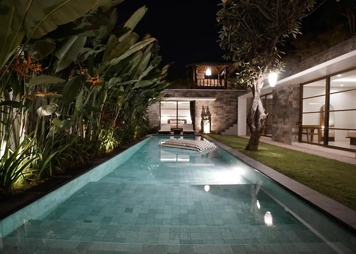Villa Duadewi 3Br In The Heart Of Seminyak By Santi Management