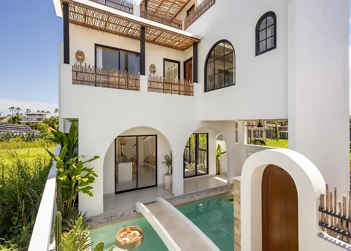 2Bd Mediterranean Canggu Villa With Rooftop And Private Pool