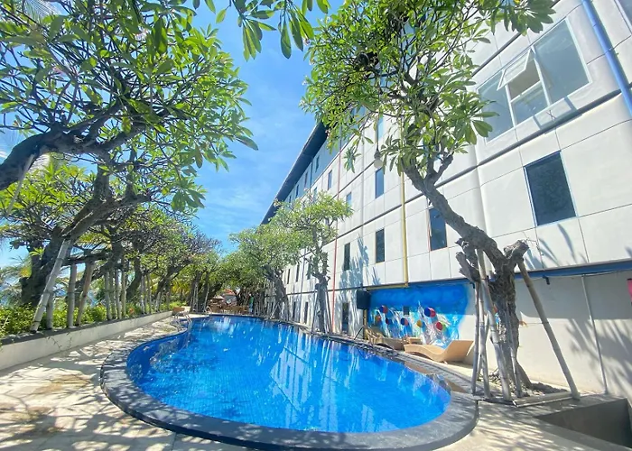 Grand Singaraja Beach Hotel