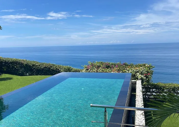 Azure Aura Luxury Villa Top 5 Star Bali Resort Cliffside Villa Ocean View, Pool And Garden