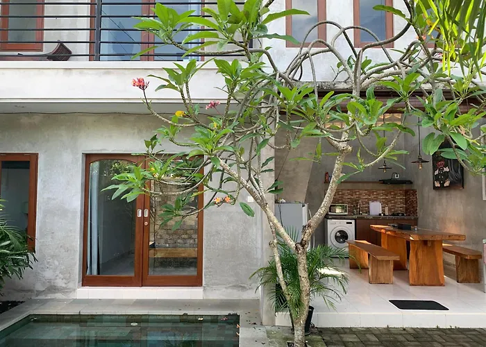 Jimbaran Beauteous Villa