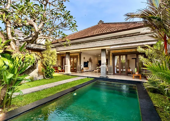 Bens Tunjung Villa Two-Bedroom With Private Pool Kuta