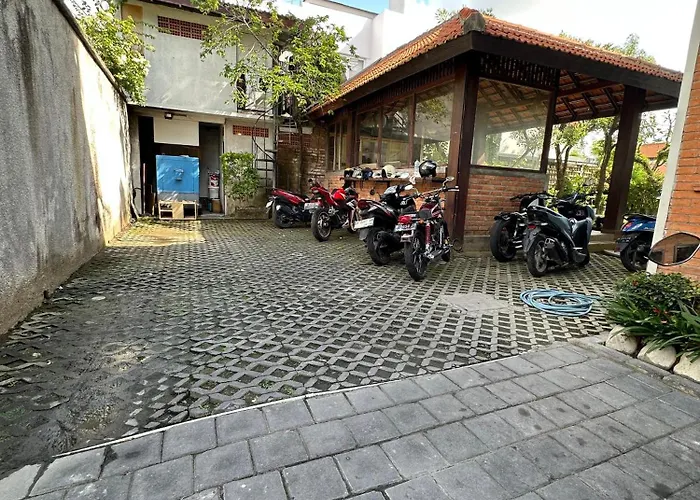 Villa Paving