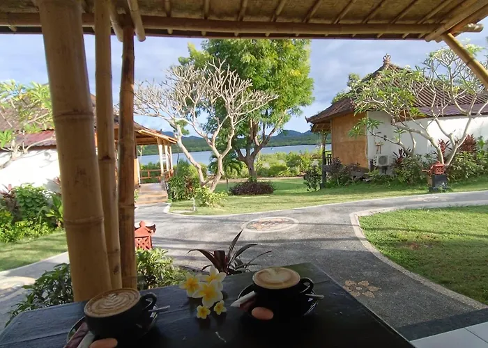 Pasir Putih Cottage - Menjangan