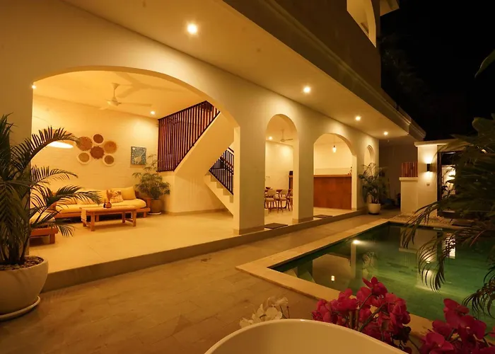 9 Mins To Canggu Beach, 4 Bed Pool Villa