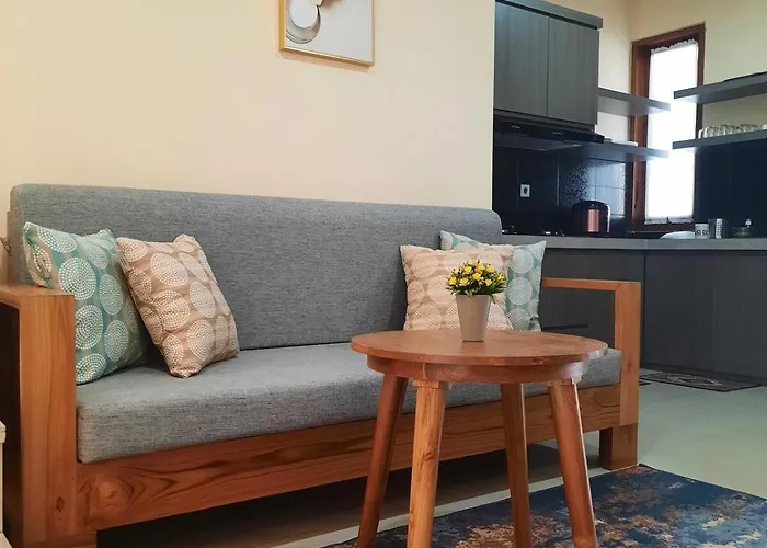Bali Oma Living - Spacious 3Br Family Home Near Sanur