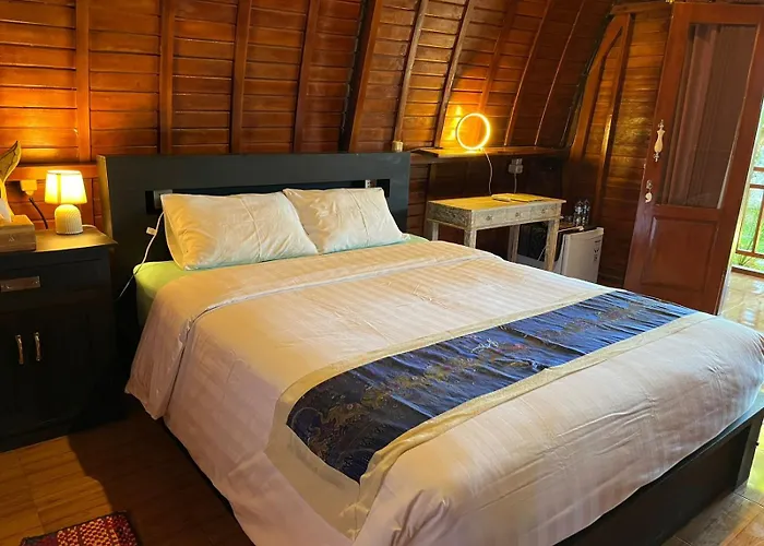 Villa Rumah Kayu Lovina