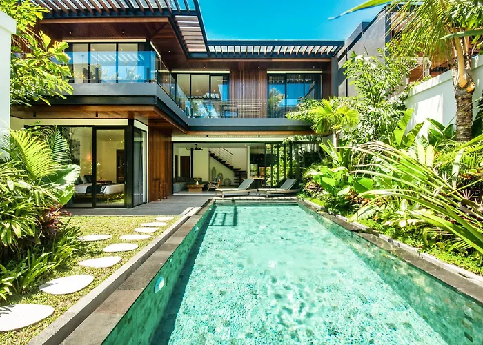 New 4Br Villa 200M To The Beach Canggu