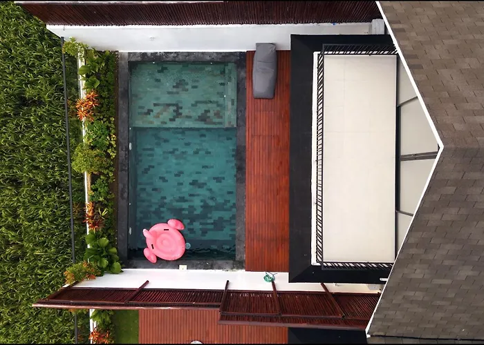 Six Stars Townhouses With Private Pools In Canggu